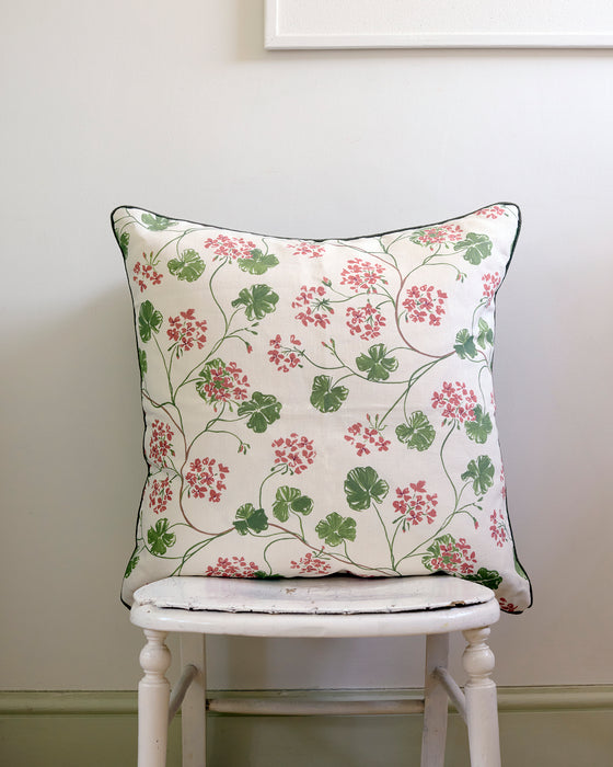 Geraniums linen cushion