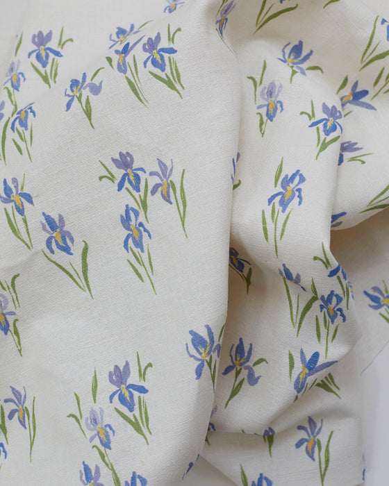 Iris linen