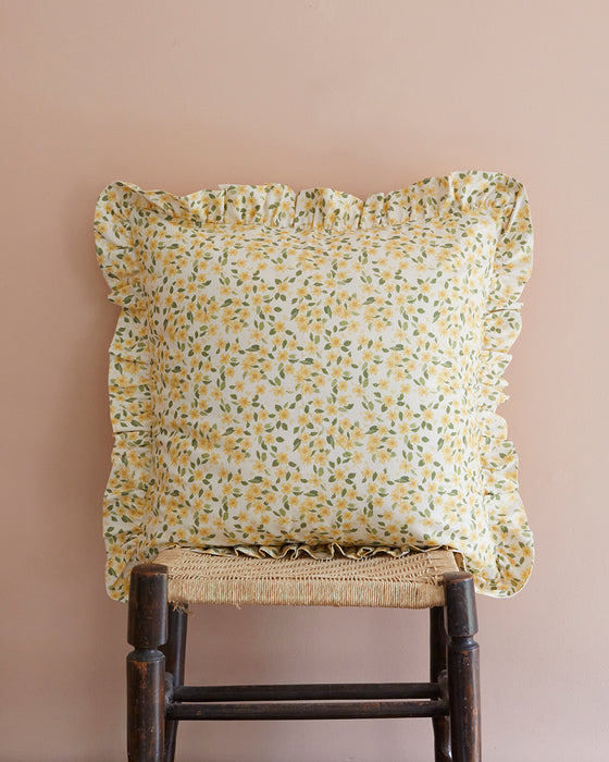 Primrose calico cushion, frilled | 50cm