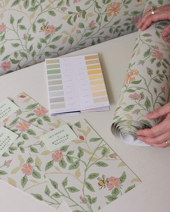 Wild Rose wallpaper - peridot