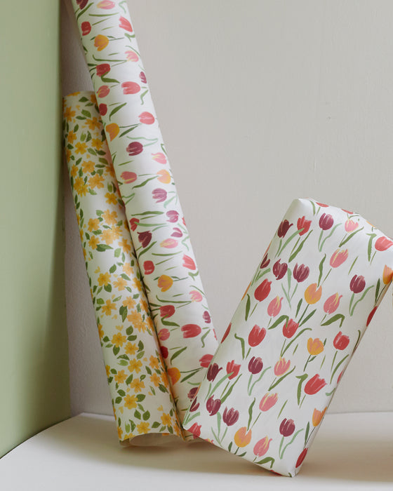 Gift wrap, 2 sheets